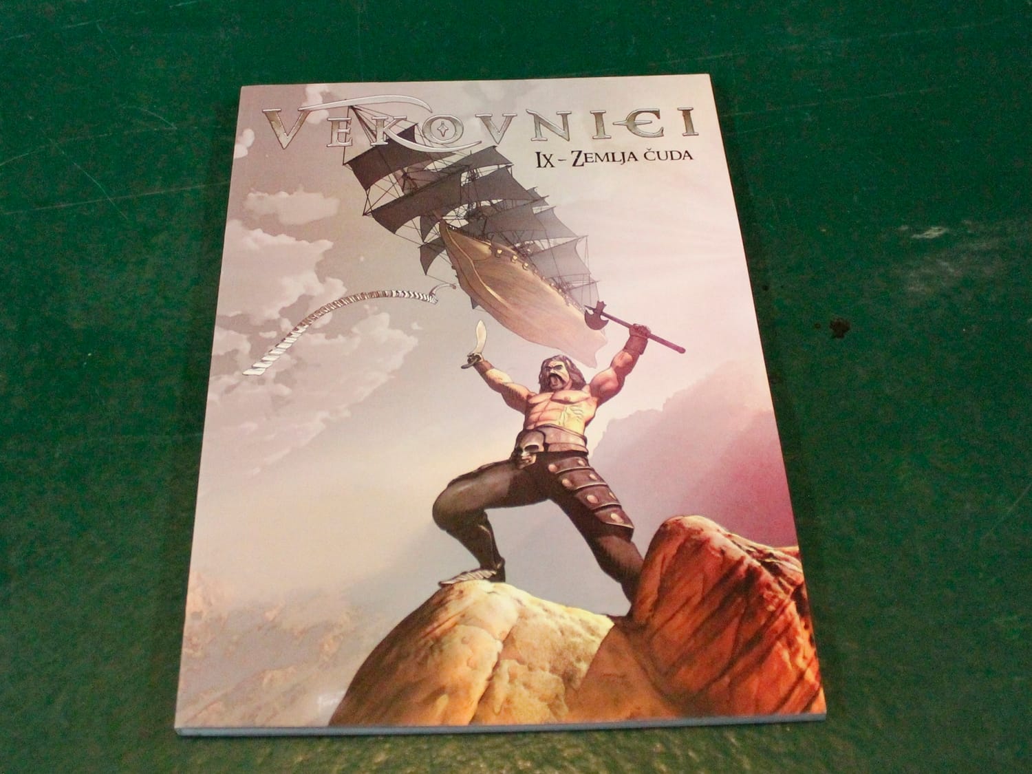 “Vekovnici” ponovo na listi najboljih izdanja britanskog strip teoretičara 1 Vekovnici Zemlja cuda april 2018 foto Bojana Antic