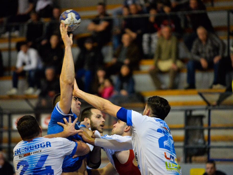 rk zeleznicar sloga foto vanja keser