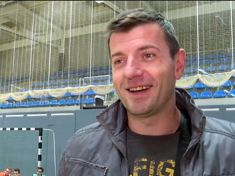 Nikola Malesevic trener rukomet foto print screen