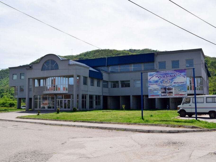 Sportsko-rekreativni centar “Vlasina” posle 10 godina dobija grejanje 7 SRC Vlasina foto SRC Vlasina