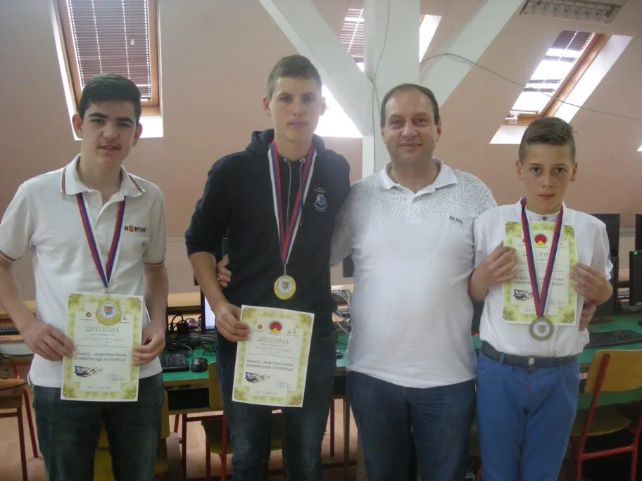 Ucenici Pecenjevce april 2018 foto Srdjan Misic