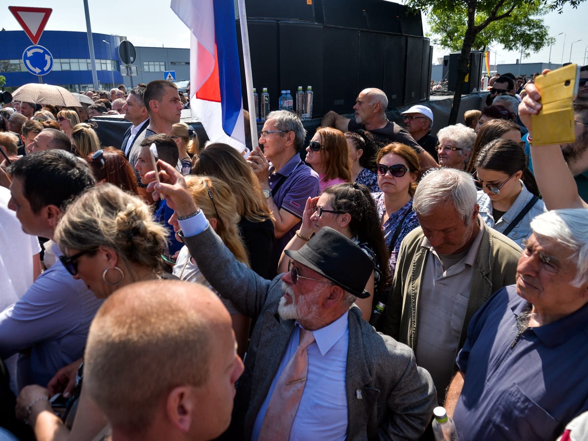 vucic-na-ulici2-foto-vanja-keser