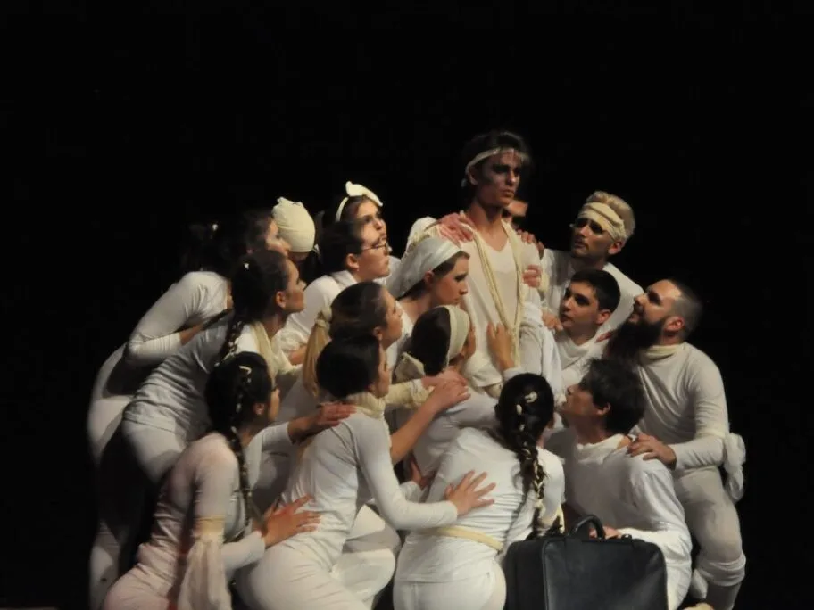 Gimnazijalce iz Lebana direktor ne pušta na pozorišnu smotru 7 Gimnazijalci Lebane 2 foto Nevena Sreckovic