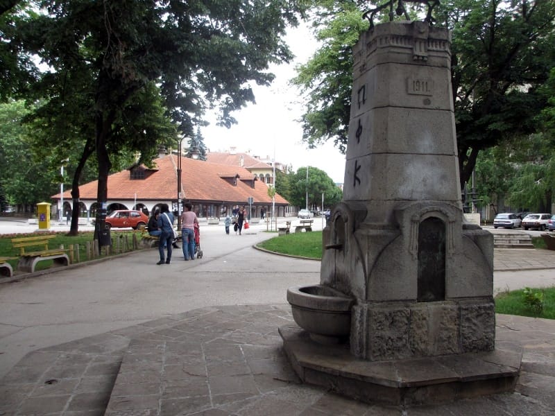 Sledeće nedelje počinju da rade tri javne česme u Nišu 18 Cesma Marger foto JV arhiva