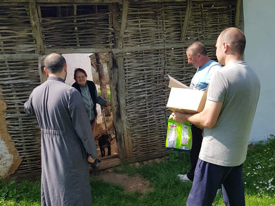 pomoc Babusnica foto A M A