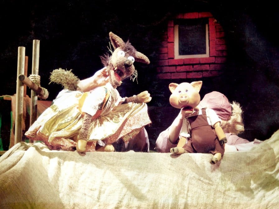 Tri praseta foto Pozoriste lutaka