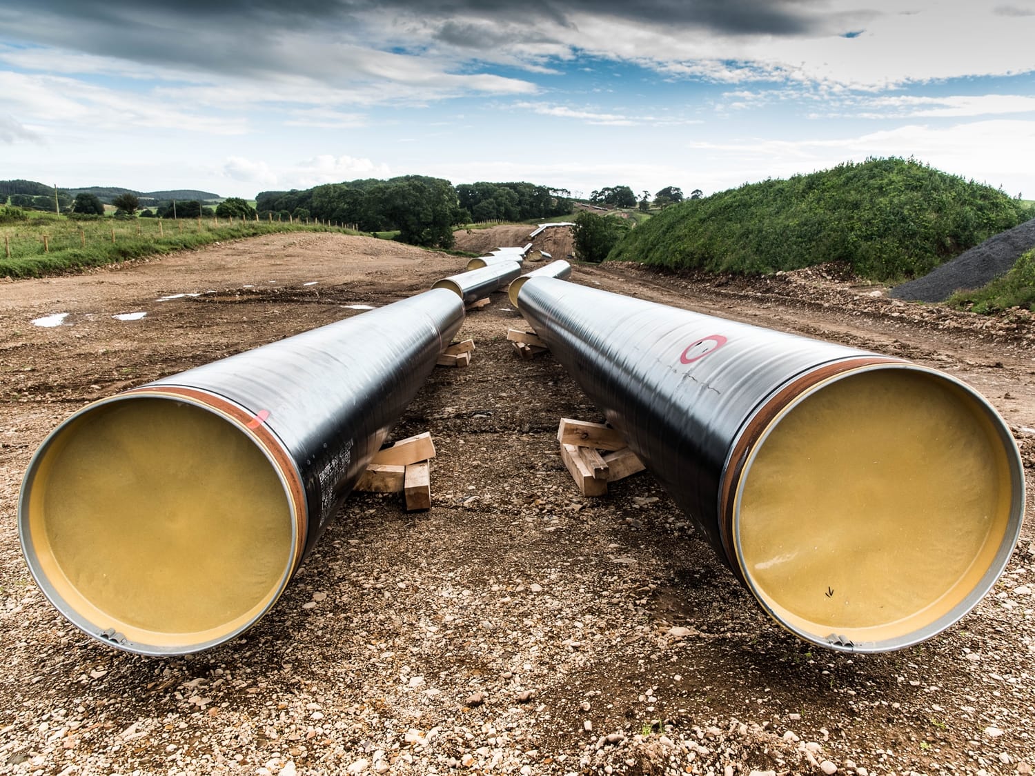 Gasovod foto flickr Alistair Hamilton