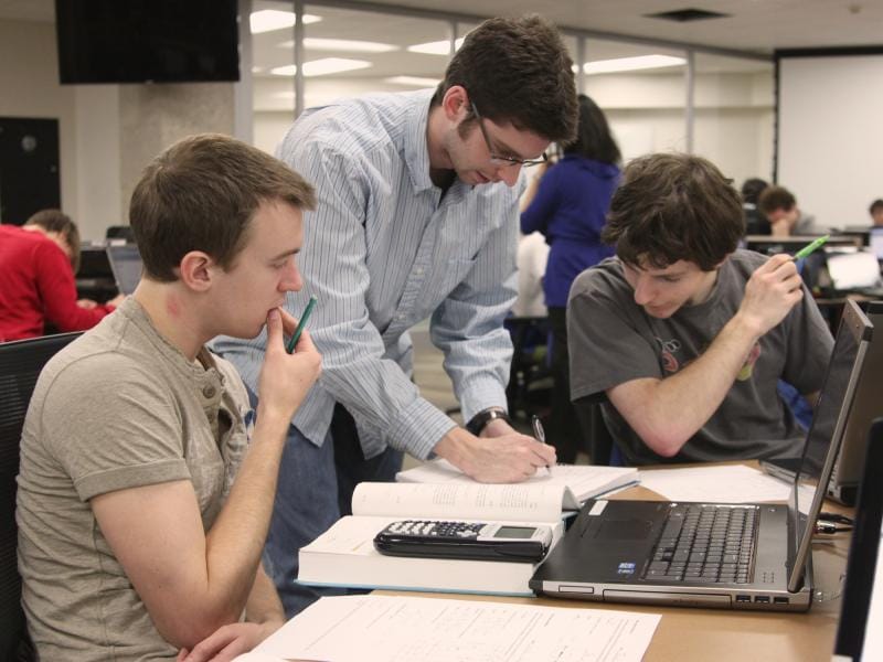 Studenti januar 2018 foto flickr college library