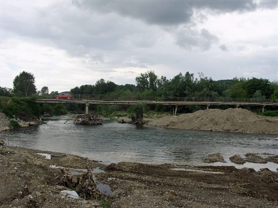 Privremeni prelaz, pa novi most preko Vlasine u Konopnici 16 most konopnica foto agencija publika