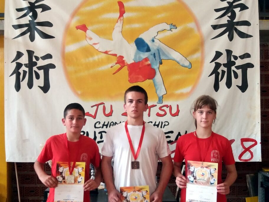 Tri medalje za aleksinačke borce u Budvi 9 Dziju dzicu NiF Aleksinac foto NiF Aleksinac scaled