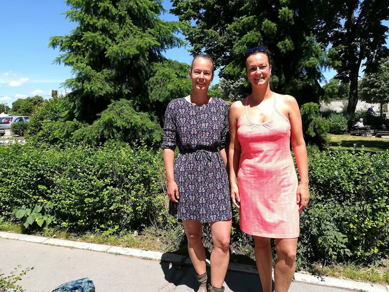 Sestre-iz-Holandije-u-Nisu;-foto:-JV-J.-Adamovic