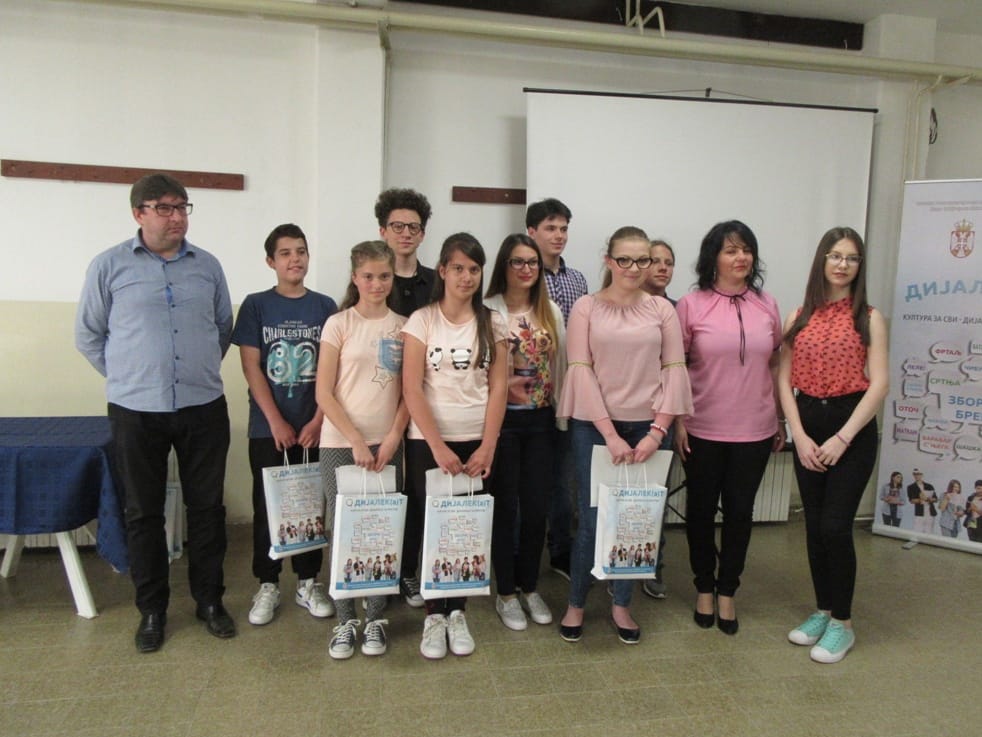 Ucenici Vlasotince maj 2018 foto Agencija Publika