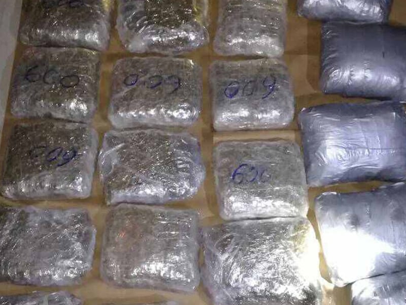 Leskovčani u autu krili 13,5 kilograma droge 6 Droga maj 2018 foto UP