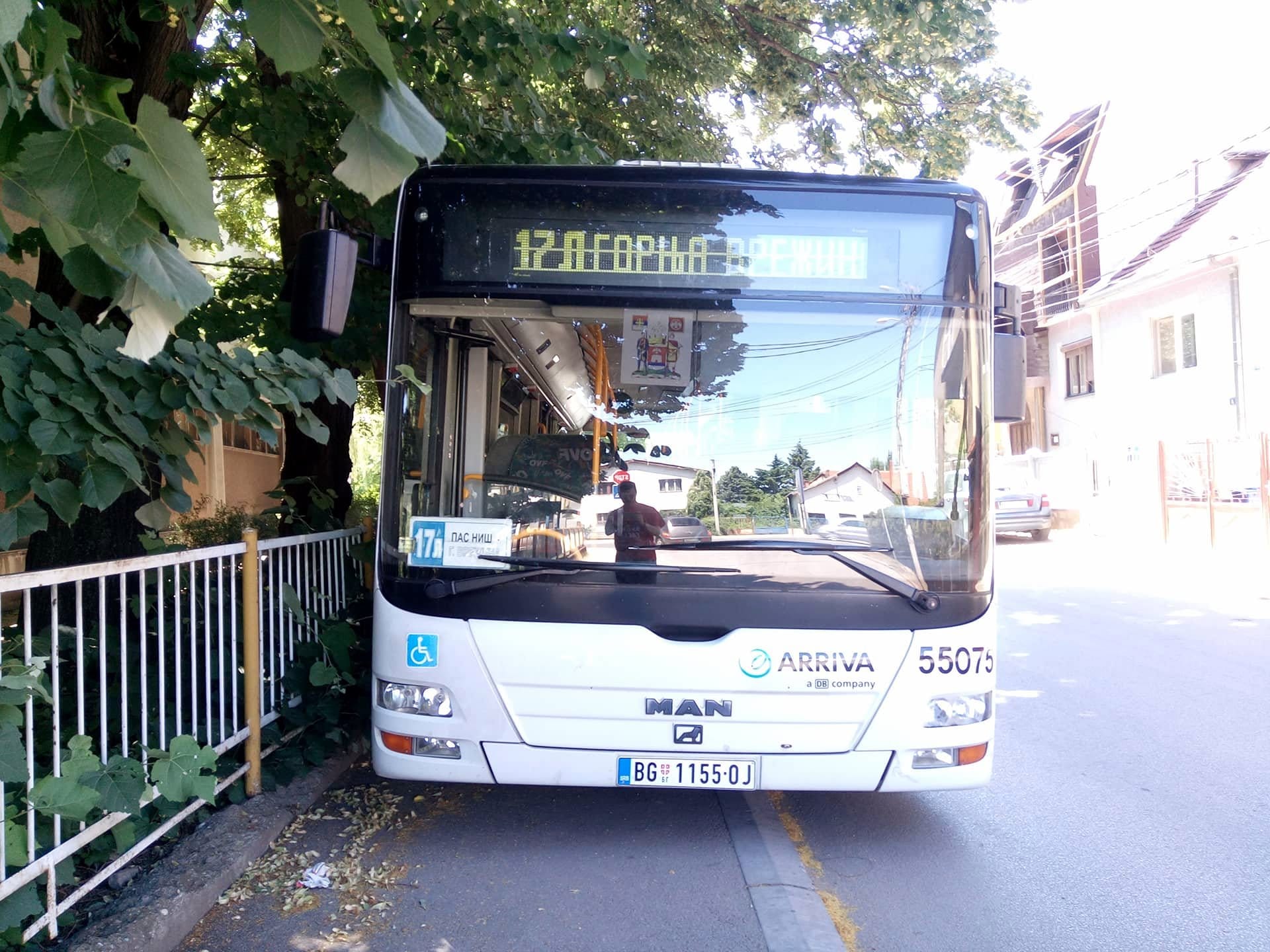 Bus nepropisno parkiran foto JV S Markovi