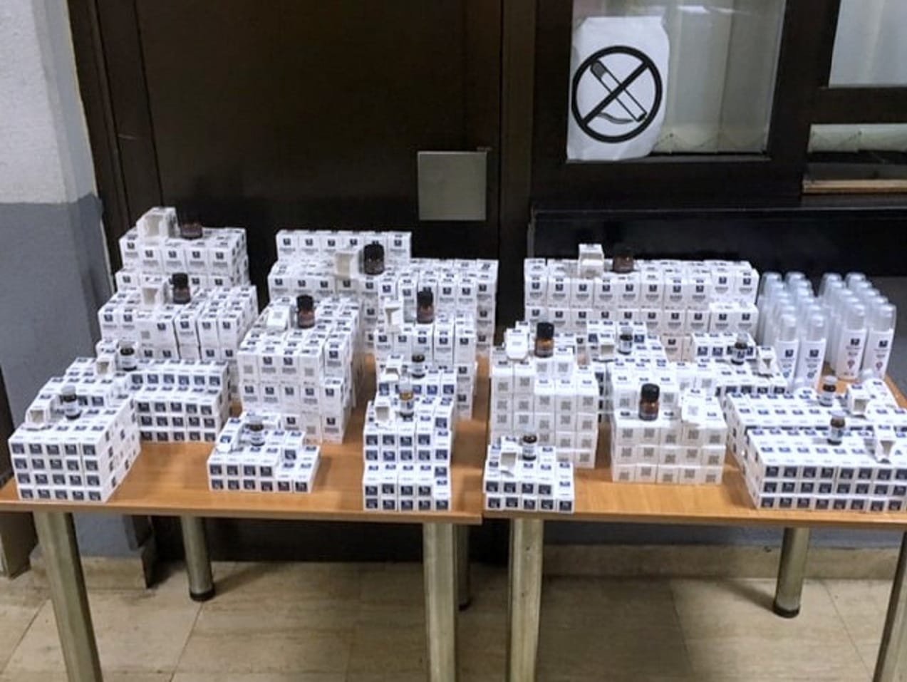 Steroidi zaplenjeni na Gradini foto Uprava carina