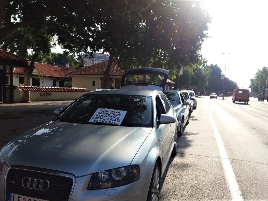 Protest ponedeljak 11 jun foto Bojana Antic