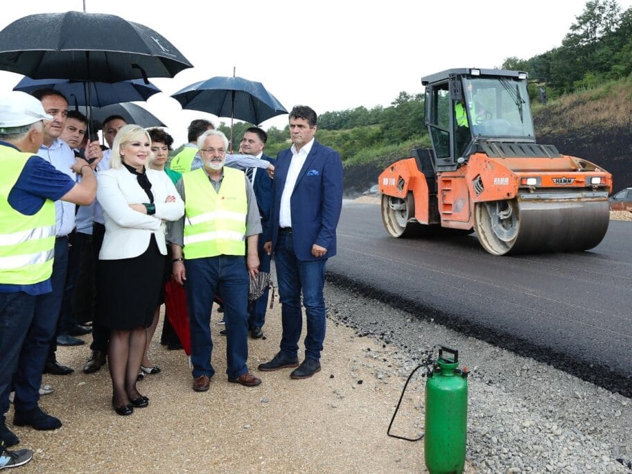 Počelo asfaltiranje deonice Koridora 10 kraj Sićevačke klisure 5 bancarevo