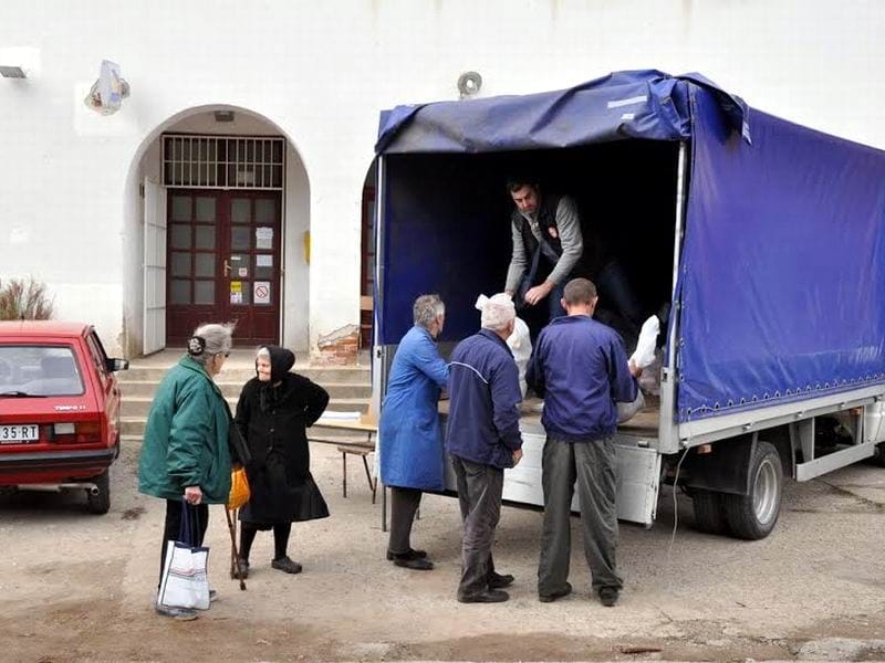 pomoc siromasnima na selu