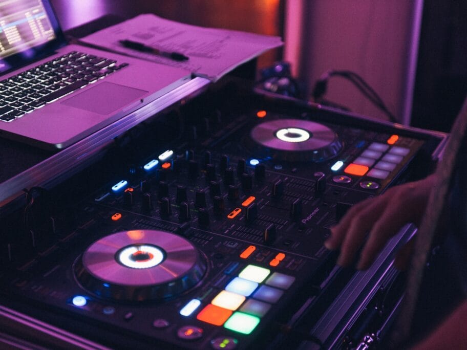 Mikseta jun 2018 foto flickr ThorouglyReviewed