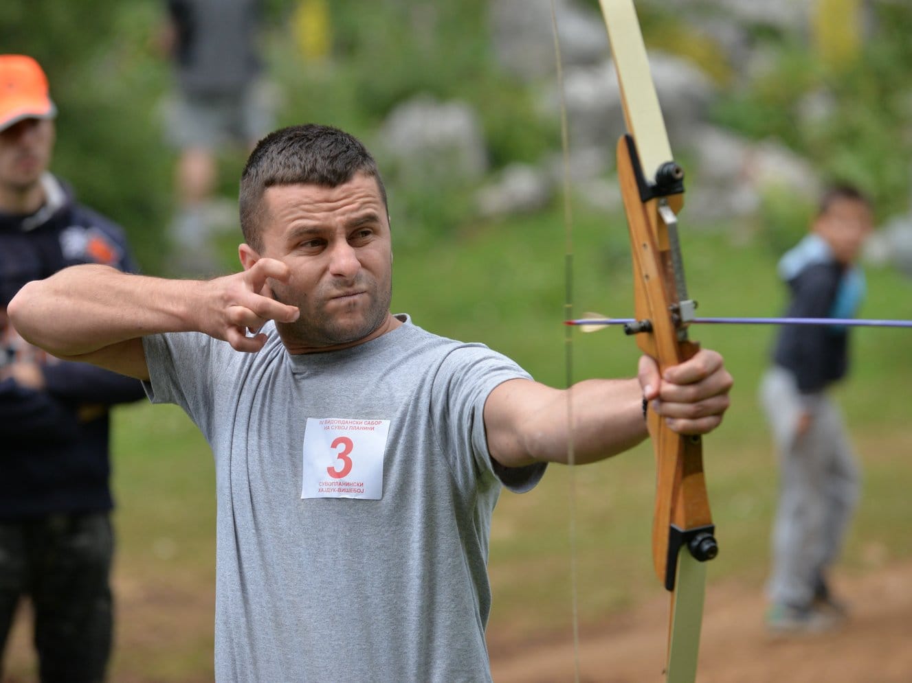 Gadjanje lukom i strelom foto Juyne vesti Vanja Keser