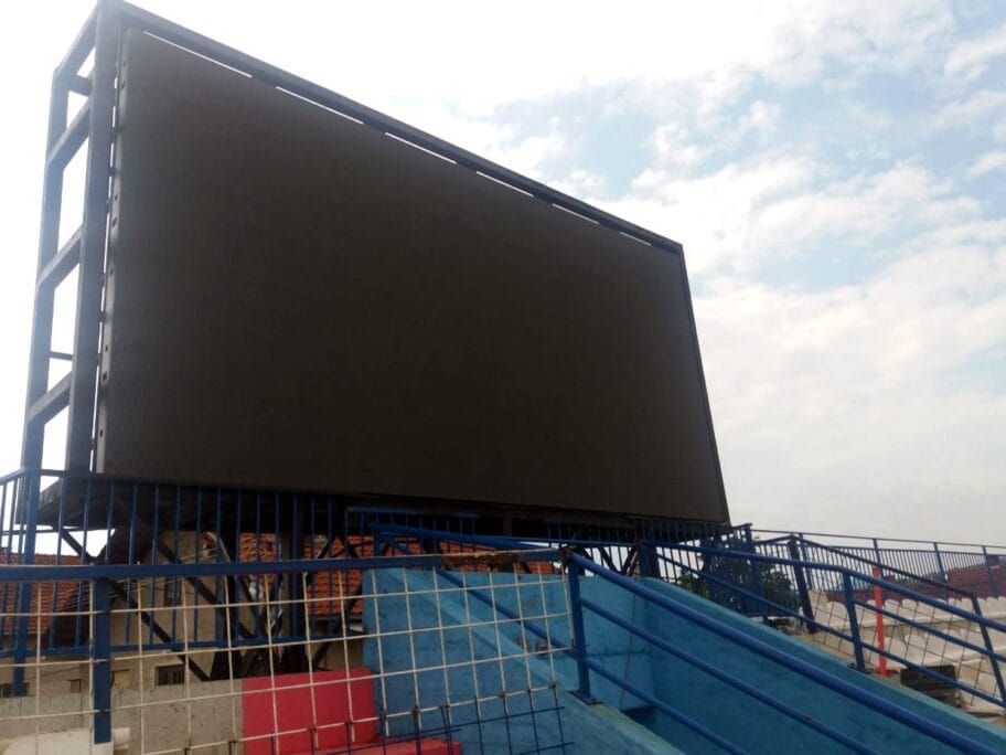 Još jedan povratnik u Radniku, na stadionu novi semafori 2 Semafor stadion Surdulica foto Fk Radnik Surdulica