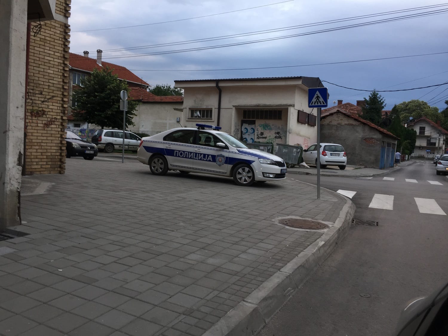Nepropisno parkiranje Leskovac jul 2018 foto citalac