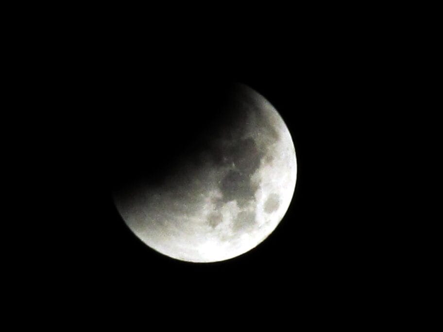 Pomracenje meseca foto flickr Paolo Dala scaled