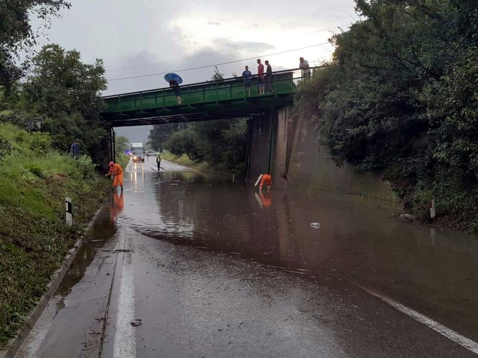 Dolac kisa foto Srdjan Mladenovic