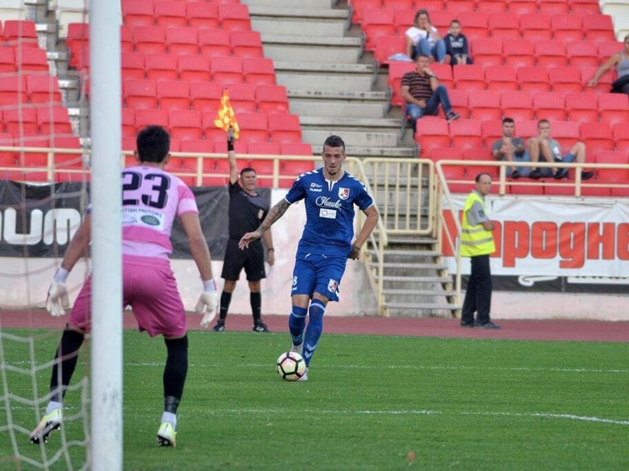 Internacionalni napadač i defanzivac stigli u Radnik 19 Nikola Kovacevic foto Vanja Keser