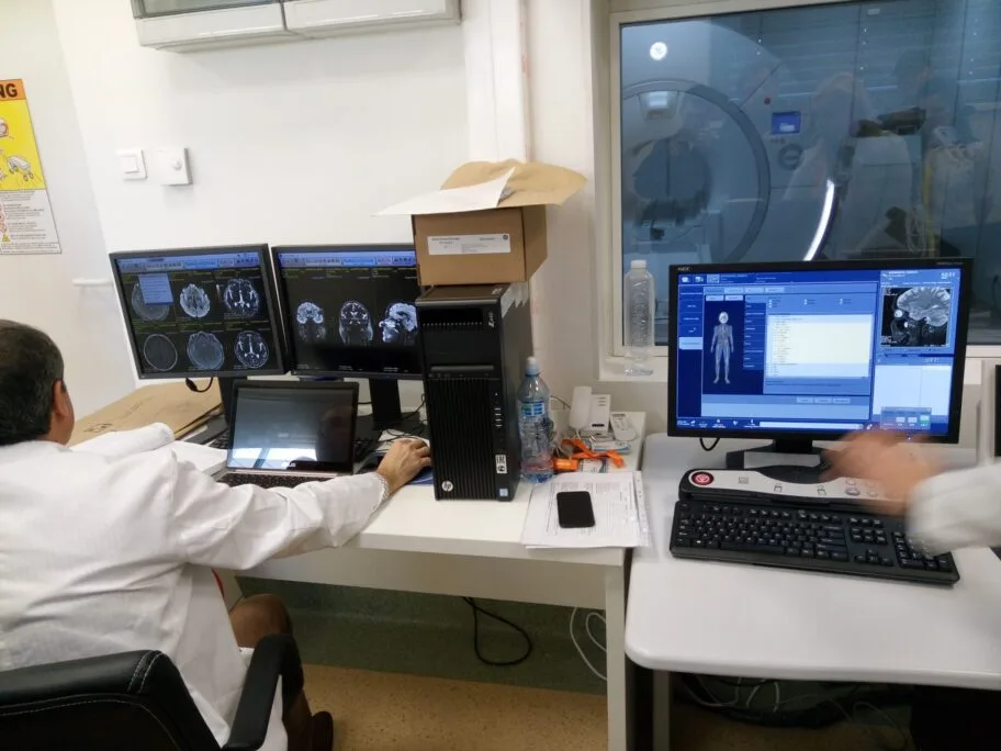 magnetna rezonanca foto stefan markovic scaled