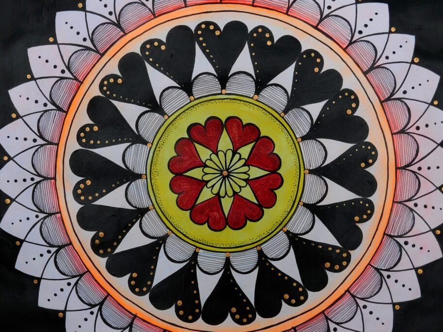 Izložba mandala niške umetnice u "Paris Art"-u 15 mandala slika zivkovic scaled