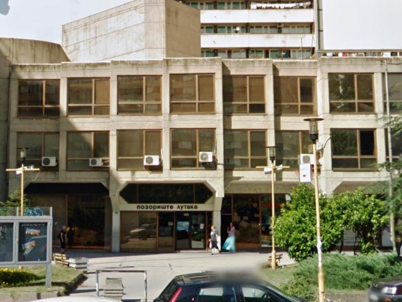 Glumci ga optužuju za špijuniranje, komentariše maloletnice, a SNS ga predlaže za direktora 1 Pozoriste lutaka foto printskrin google maps