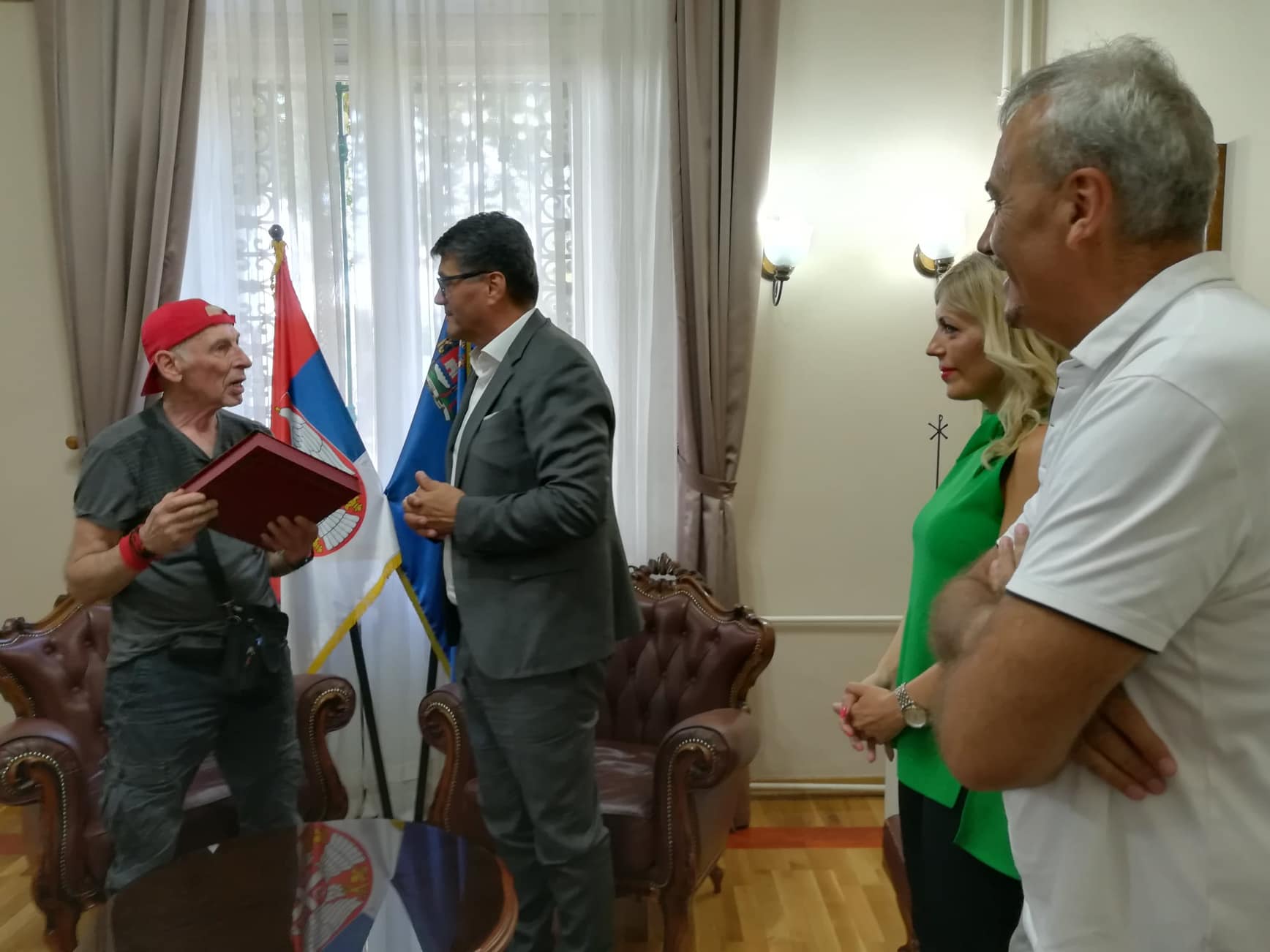 Lazar-Tosic-nagrada1;-foto-JV