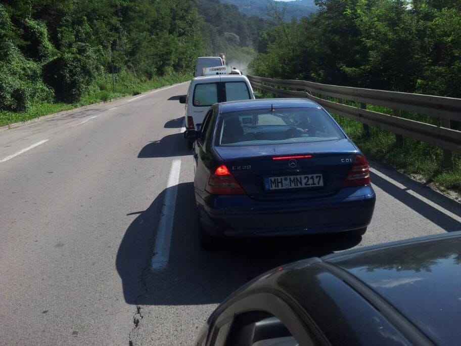 Kolone automobila avgust 2018 foto Ljuba Filipov