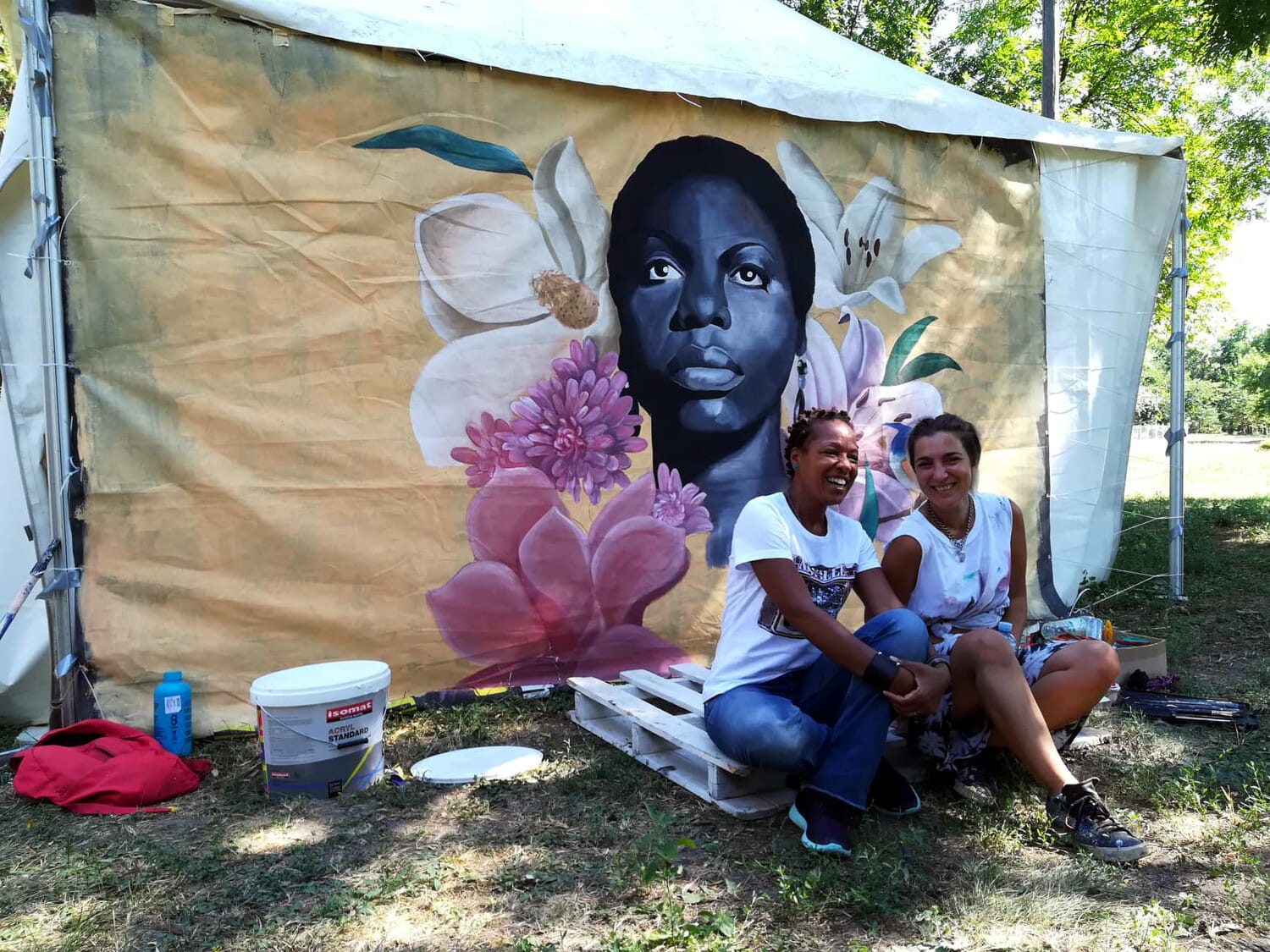 Lisa Simon i Florensia mural foto JV