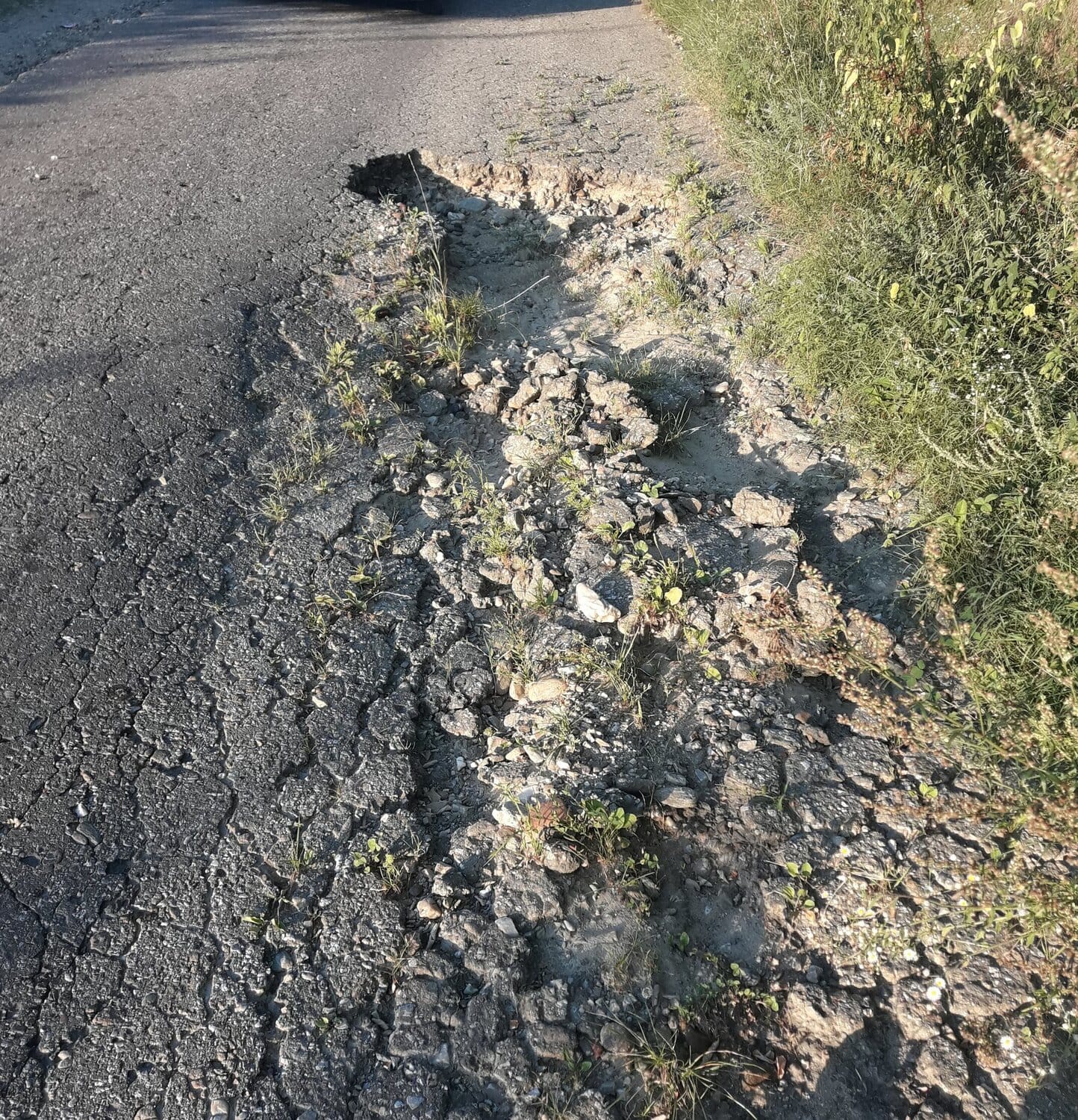 Udarna rupa Babicko foto Prijavi problem