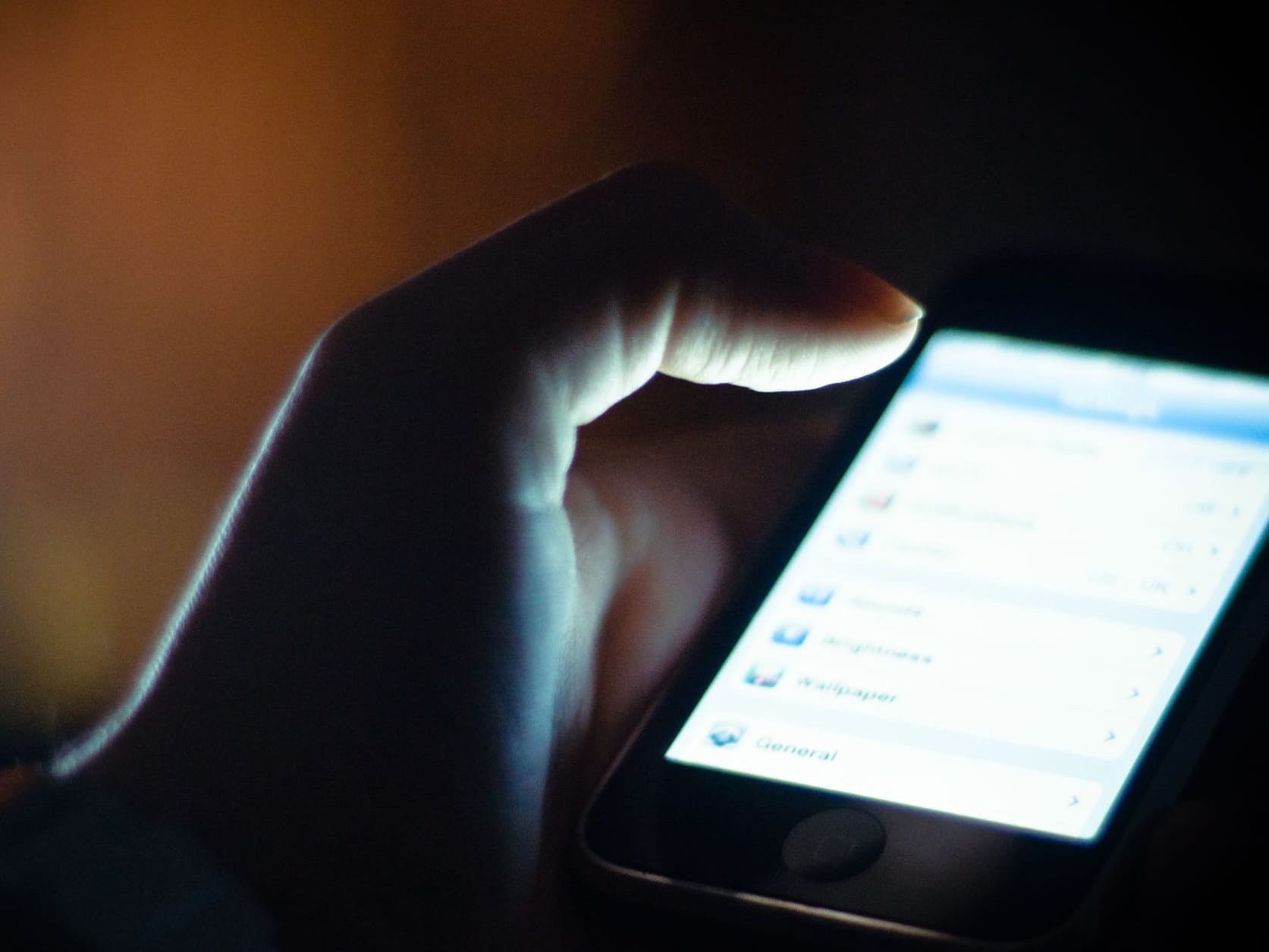 Telefon avgust 2018 foto flickr Andy Rennie