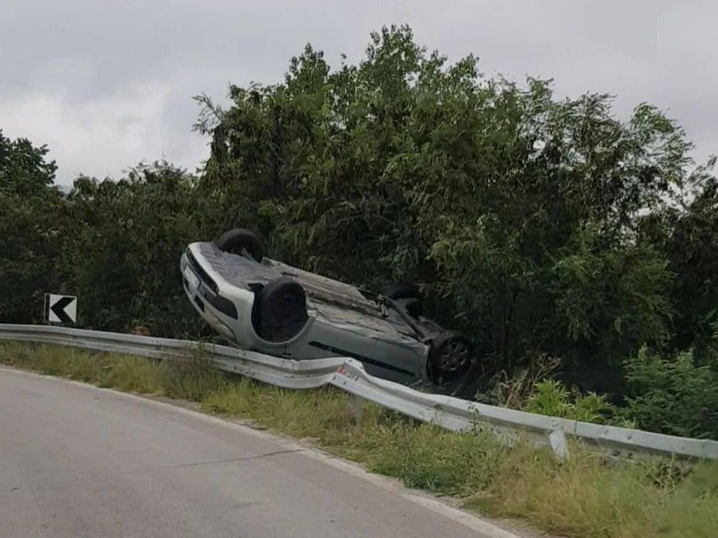 Prevrnuo se automobil na Toponičkom putu nadomak Niša 1 kolatoponickiput