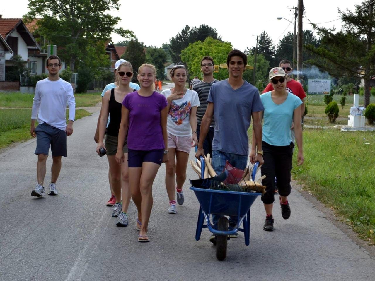 Volonteri Toponica foto Facebook Grupa Kobra