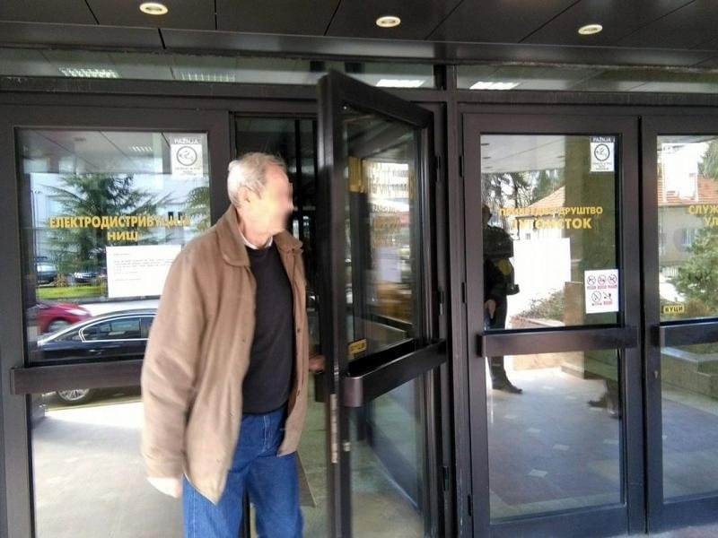 Radnici EPS-a mogu o trošku preduzeća da operišu i kataraktu 2 Elektrodistribucija foto JV