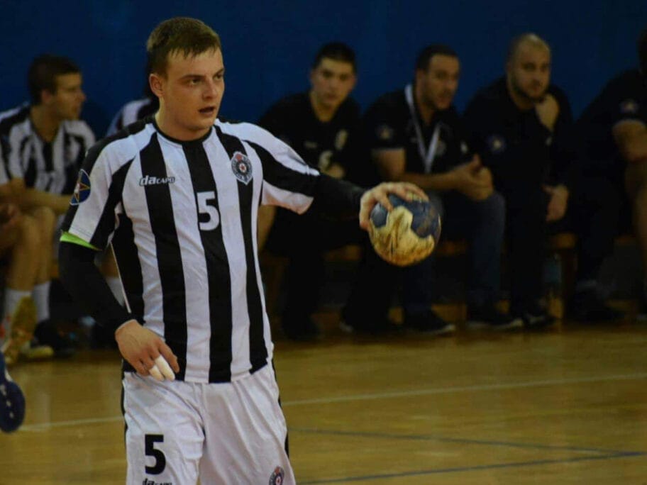 Železničar doveo dosadašnjeg kapitena Partizana 3 nemanja zivkovic foto rss