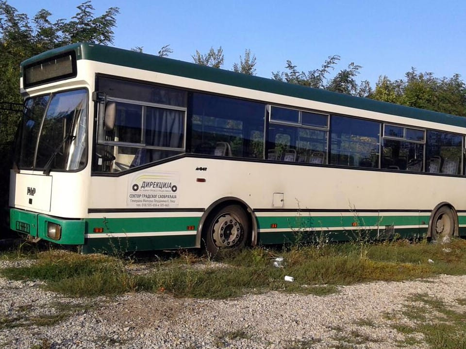 autobusi razbijeni 2 foto citalac