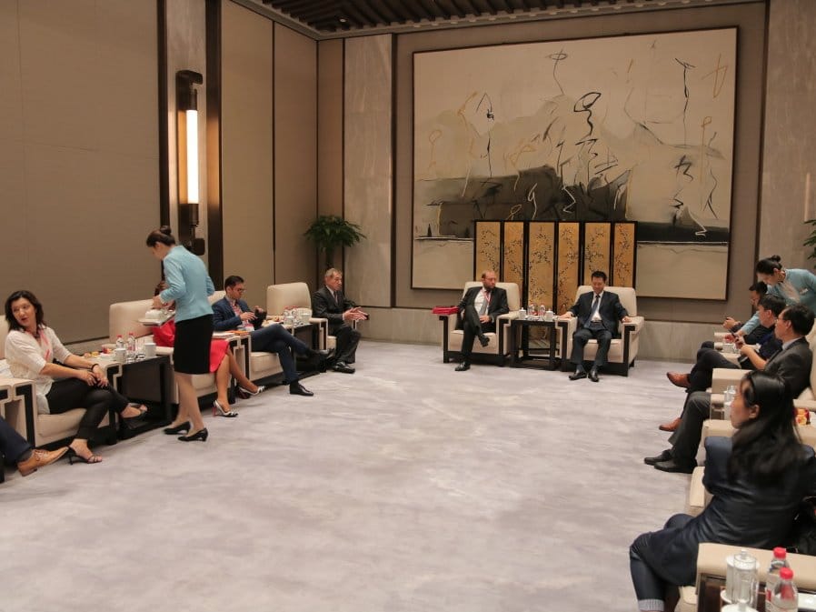 Niš na "Informatičkom putu svile", potpisano pismo o namerama sa kineskim gradom 9 Sastanak Kina Mihajlo Zdravkovic foto ni rs