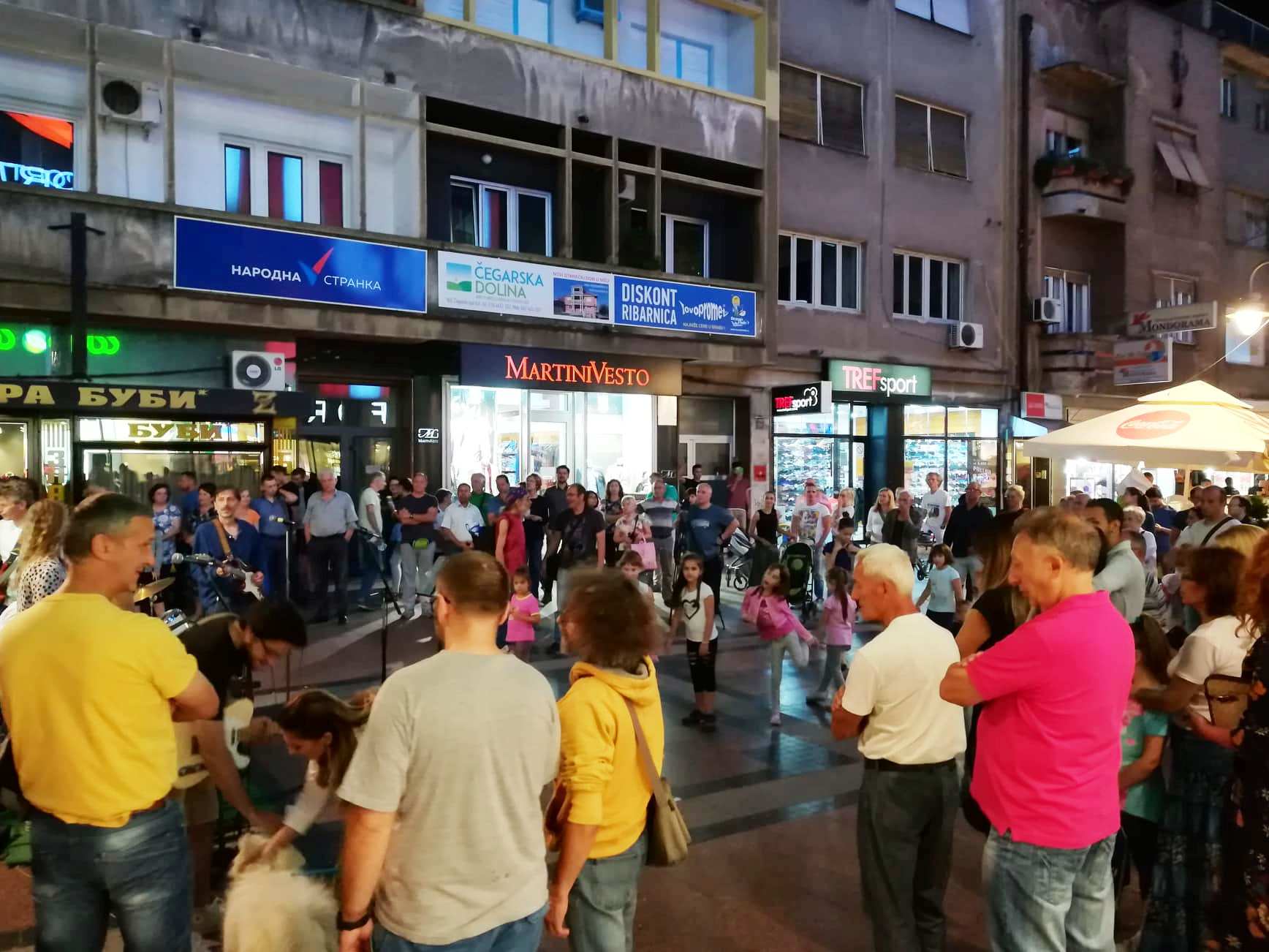 42117747-270529000459937-6205956193412710400-n