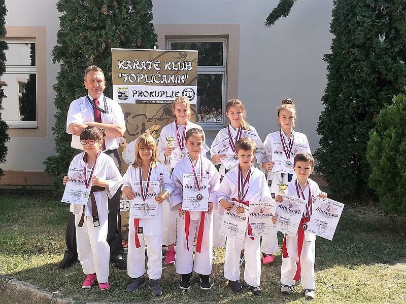 Uspešan vikend prokupačkih karatista 1 karate klub toplicanin foto