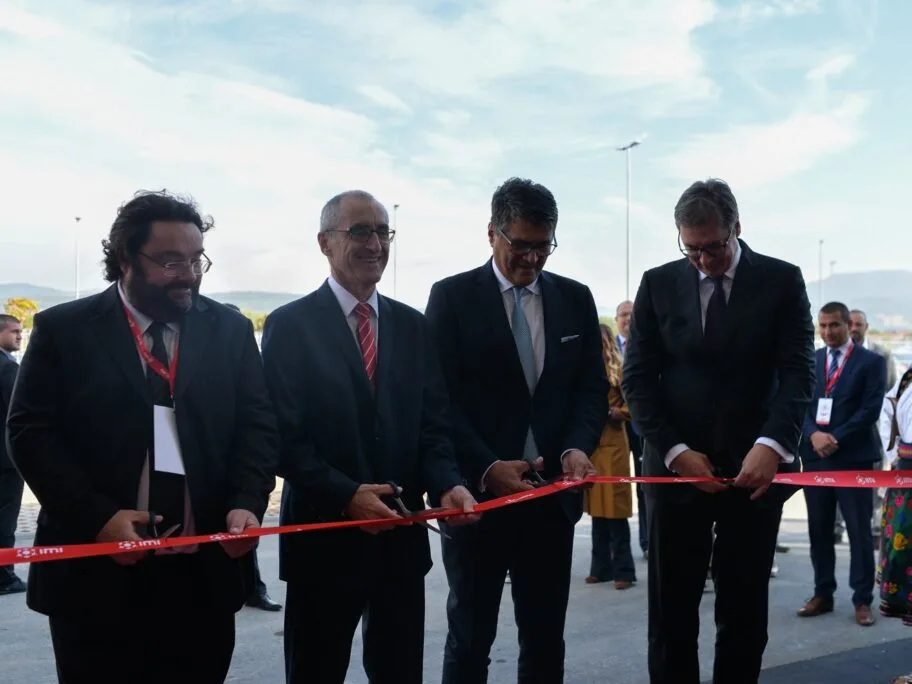 Vucic Bulatovic i predstavnici fabrike IMI na otvaranju foto Vanja Keser