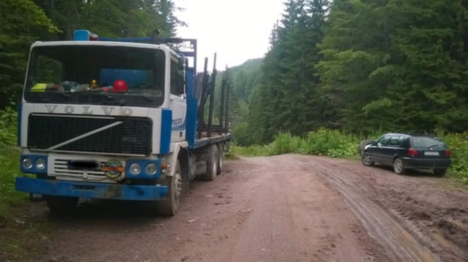 Kamioni za utovar foto Udruzenje Temska