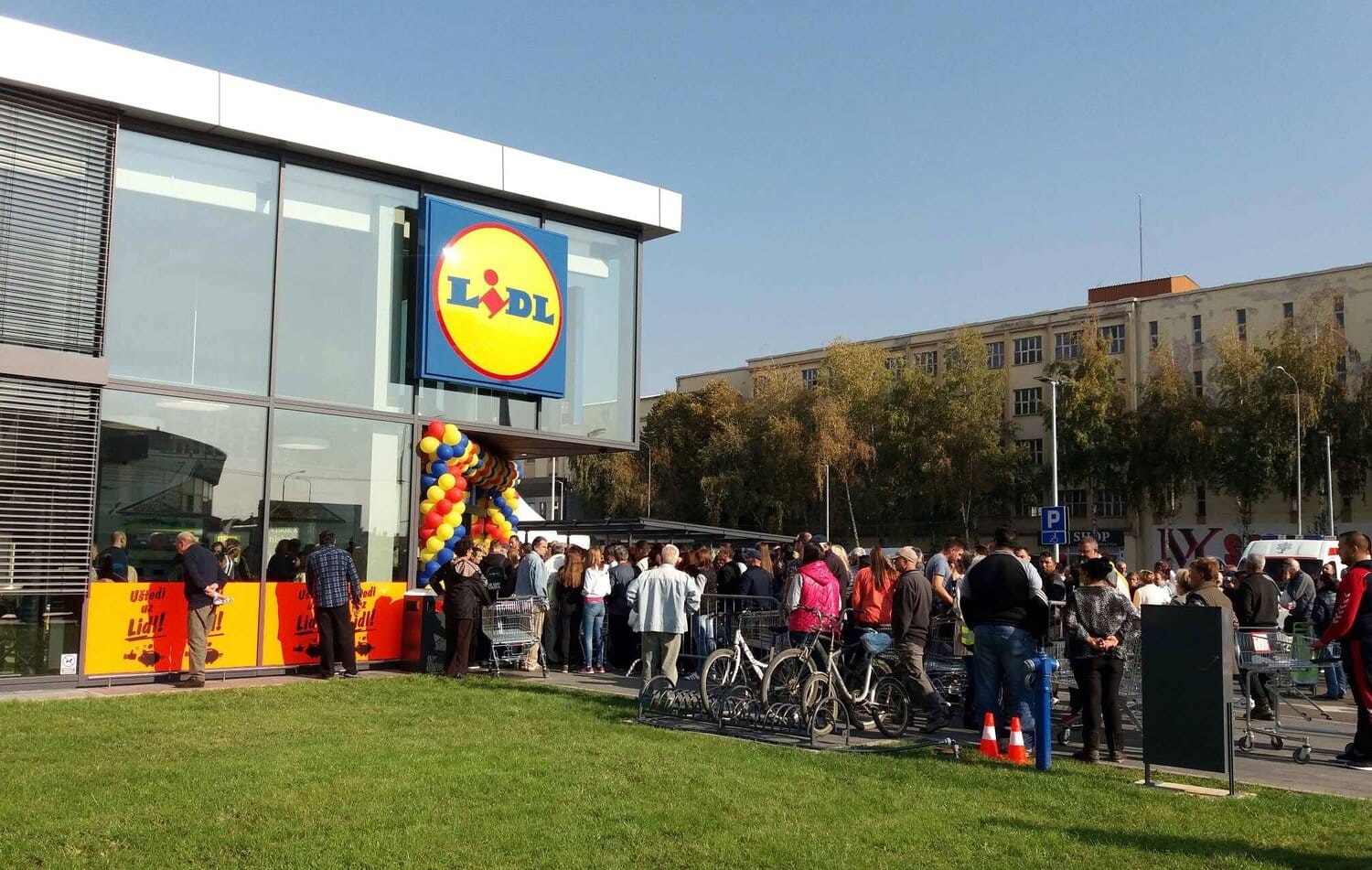 Red Lidl