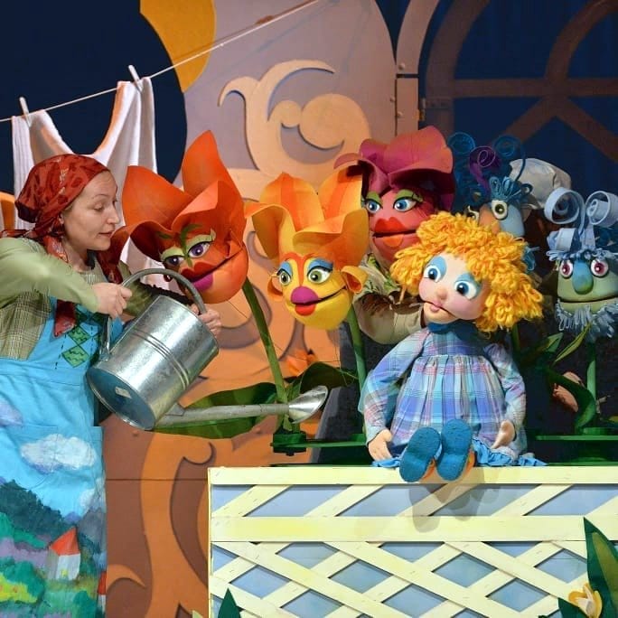 Predstava Cvece male Ide foto Pozoriste lutaka Nis