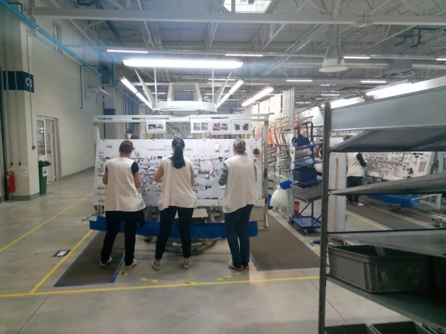 Leoni Nis foto JV M Z